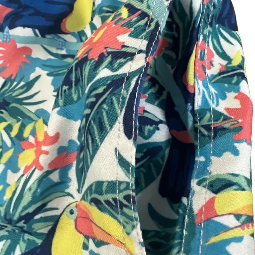 YP Threads Australia Mens Swim Shorts Sz 32 Tropical Colorful Birds Palm Trees